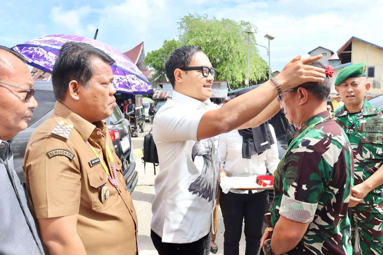 Tingkatkan Keamanan Wilayah Terdepan, Bupati Mentawai Terima Kunjungan Danrem 032/Wirabraja