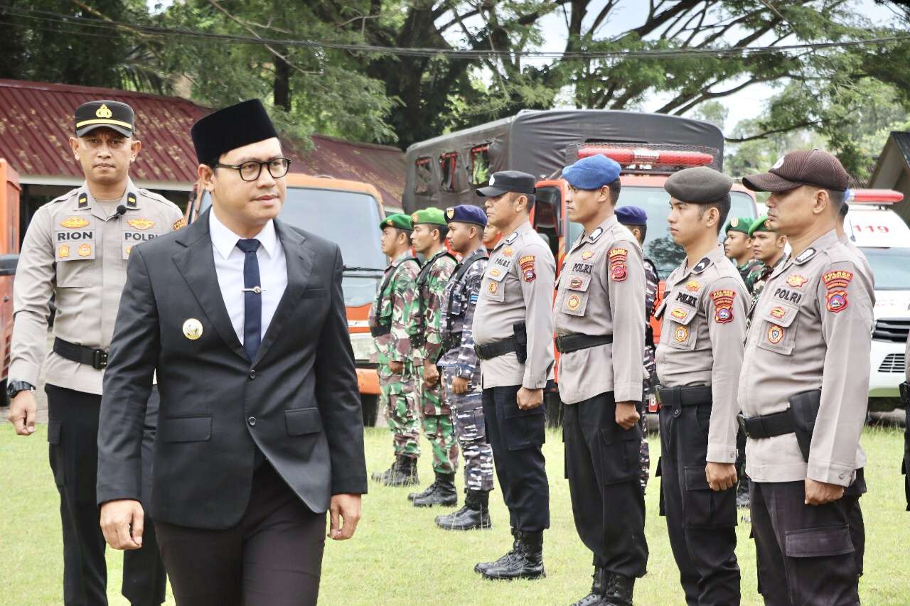 BUPATI KEPULAUAN MENTAWAI PIMPIN APEL KESIAPSIAGAAN TANGGAP DARURAT BENCANA