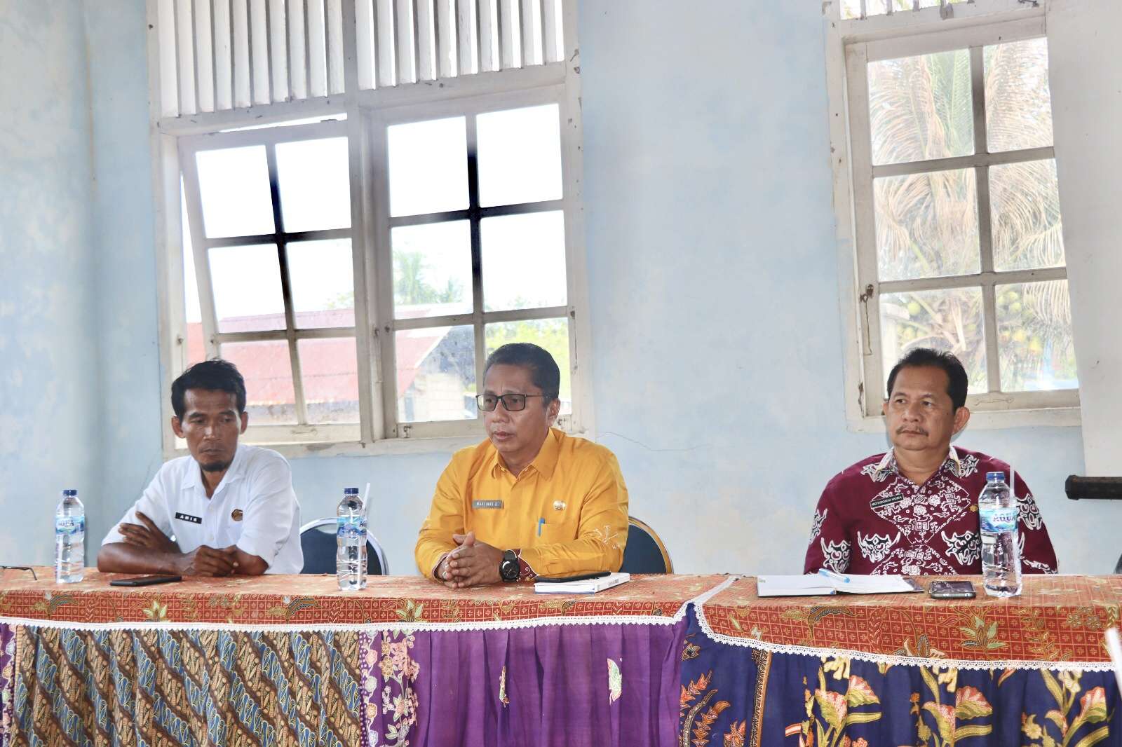 Sekda Martinus Ajak Masyarakat Sipora Selatan Ubah Budaya Kebersihan
