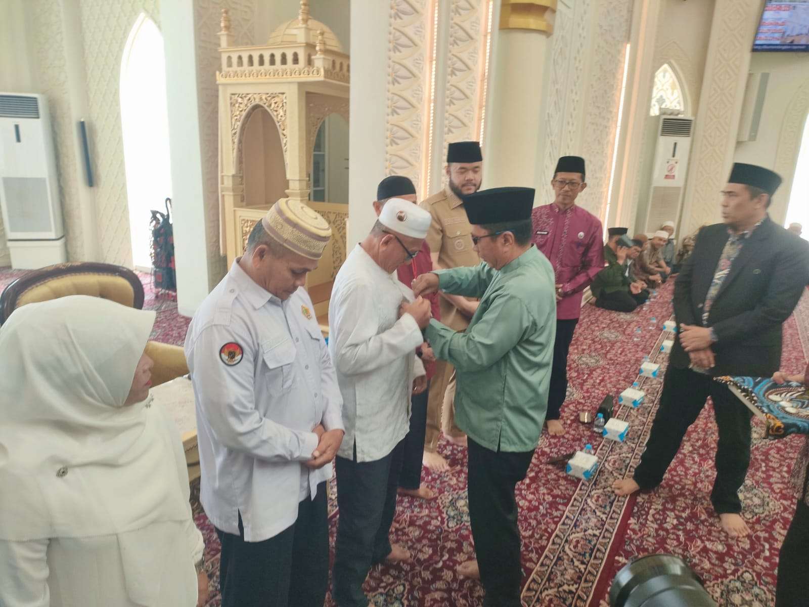 Sekda Martinus D. Wakili Bupati Mentawai Hadiri Tabligh Akbar dan Tasyakuran Haji 2026 di Kota Padang