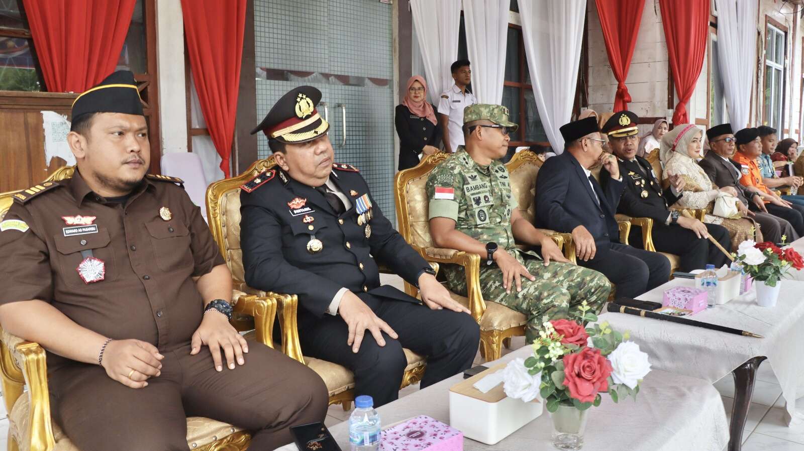 Sekda Mentawai Hadiri Upacara Peringatan Hari Bhayangkara ke-80, Wujud Sinergi Polri dan Pemerintah Daerah