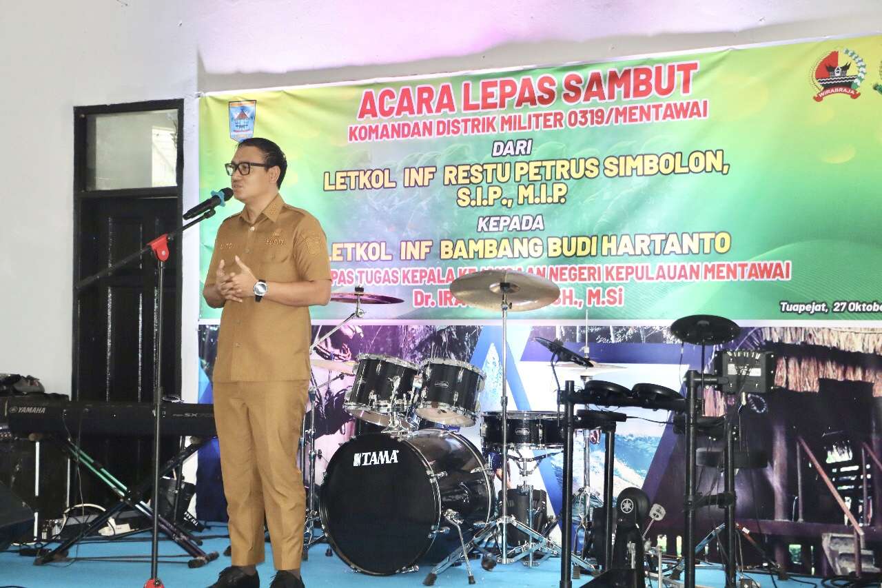 Bupati Mentawai Rinto Wardana hadiri Lepas sambut Dandim 0319 Mentawai dan Kepala Kejaksaan Negeri Mentawai
