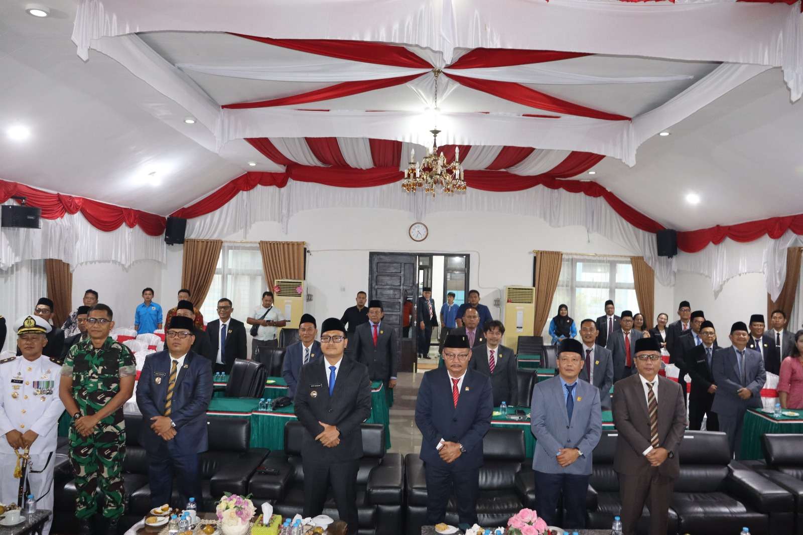 Bupati Kepulauan Mentawai Hadiri Rapat Paripurna Mendengarkan Pidato Kenegaraan Presiden RI dalam Rangka HUT ke-81 Kemerdekaan