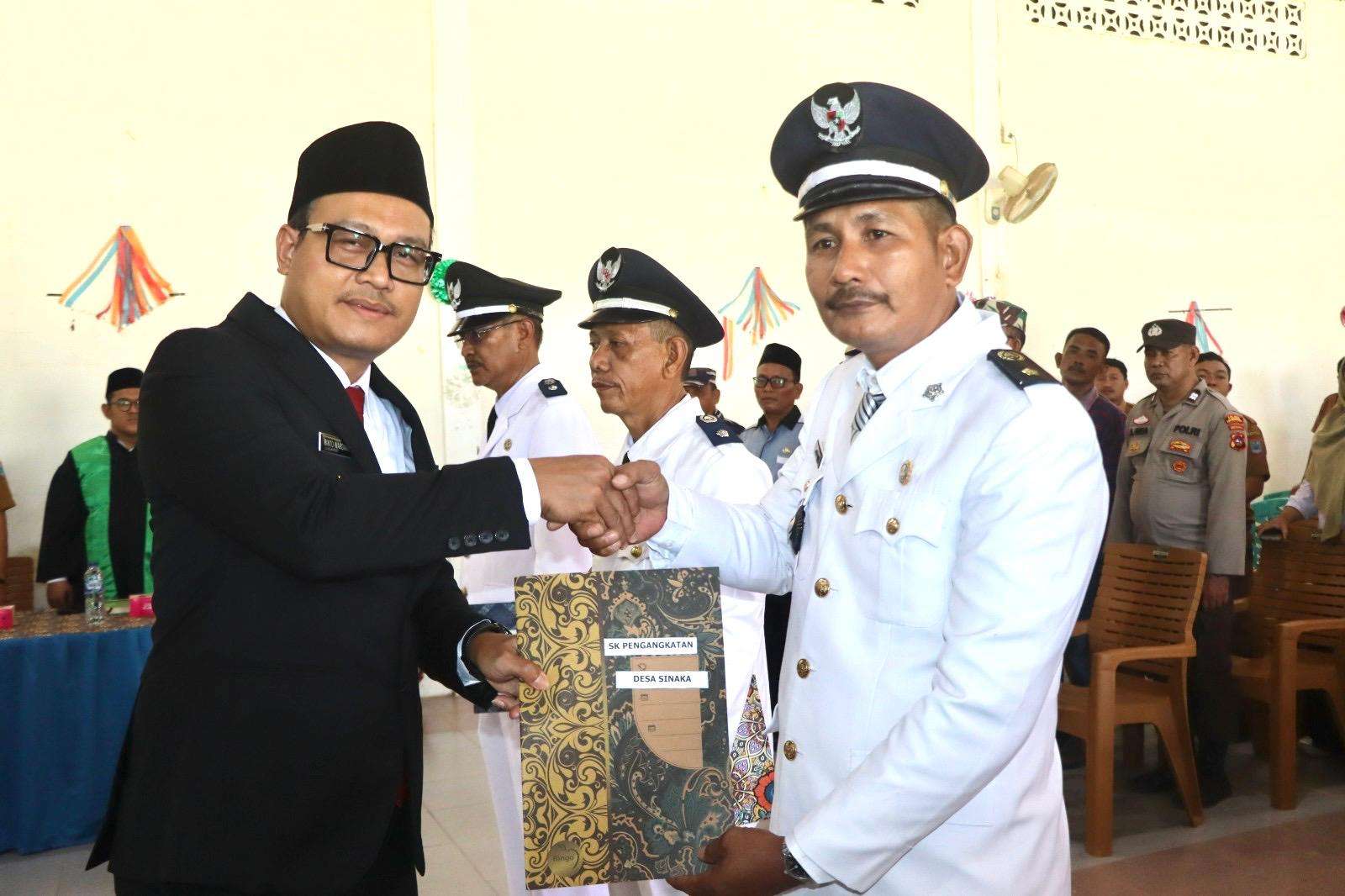 Bupati Mentawai Lantik 3 Pj Kepala Desa, Ingatkan Pengelolaan Dana Desa Jangan Jadi Bumerang