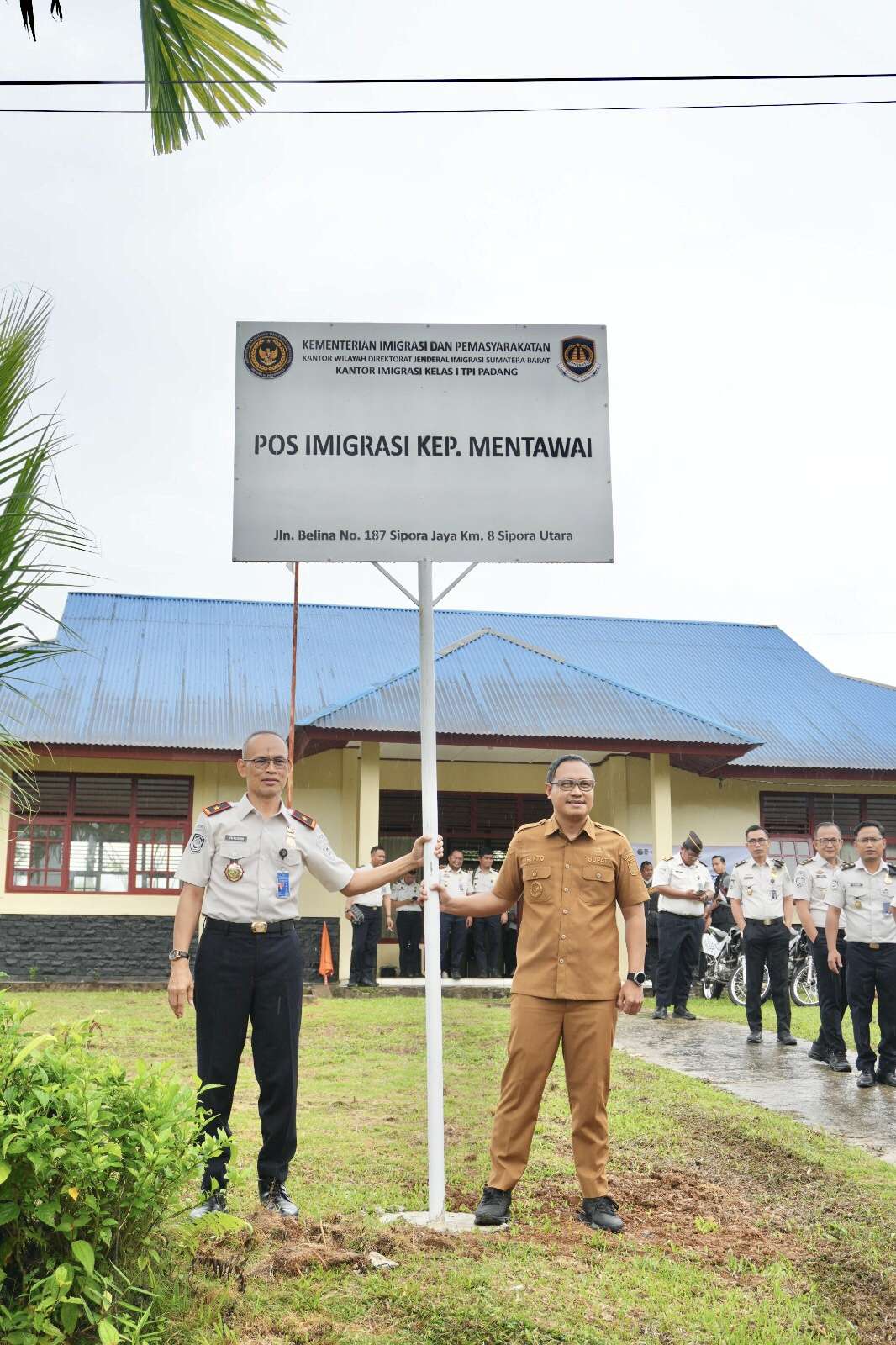 Bupati Mentawai Kunjungi Pos Imigrasi, Tandai Operasional Perdana di Kepulauan Mentawai