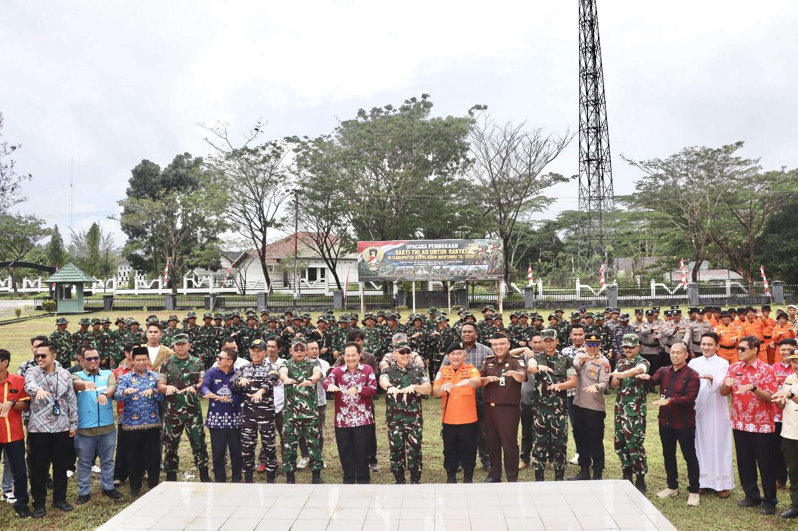 UPACARA PEMBUKAAN BAKTI TNI AD UNTUK RAKYAT KABUPATEN KEPULAUAN MENTAWAI TA. 2026 RESMI DIGELAR