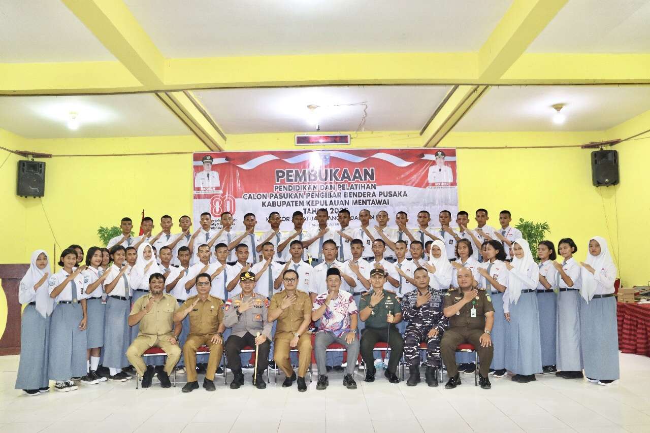 52 Pelajar Terpilih Ikuti Diklat Paskibra 2025, Bupati Mentawai : Kalian Putra - Putri Terbaik Daerah