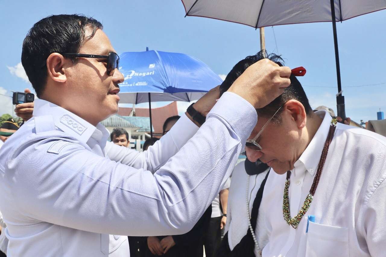 Bupati Kepulauan Mentawai Sambut Kunjungan Kerja Anggota DPD RI Irman Gusman