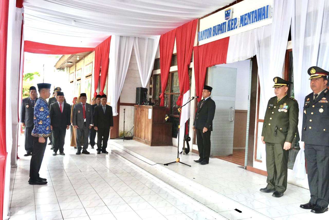 Asisten Perekonomian dan Pembangunan Lahmuddin Pimpinan Upacara Hari Pahlawan Nasional 2025